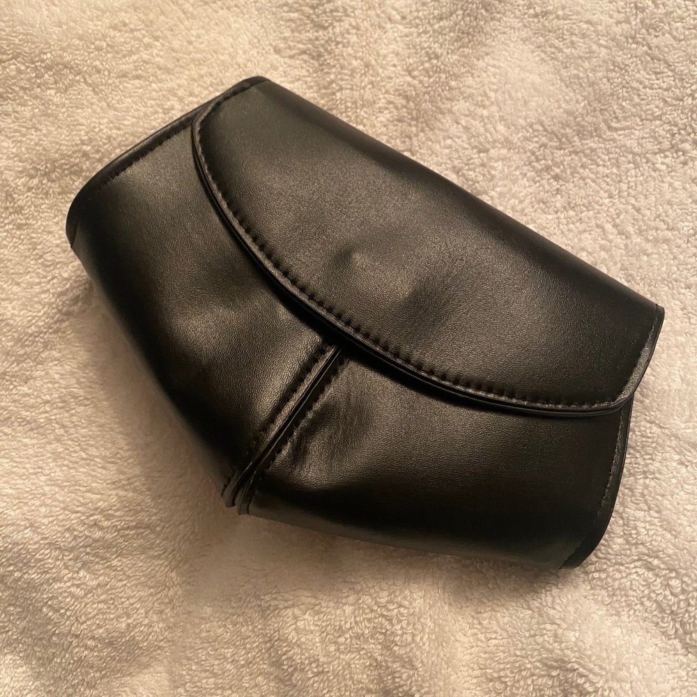NWOT Crossbody waistbag black with adjustable belt